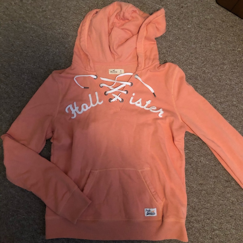 Peach Hollister pullover